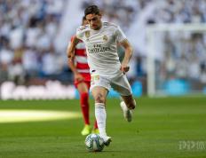 澳网转会风云：上海海港盯上锋线强援，布鲁诺·费尔南德斯或成交易筹码的简单介绍